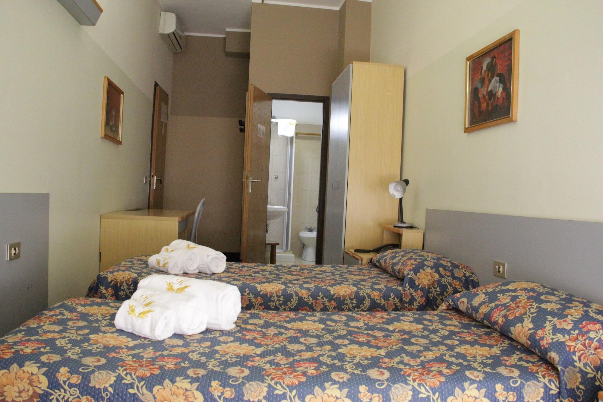 Hotel Lugano Milano Esterno foto