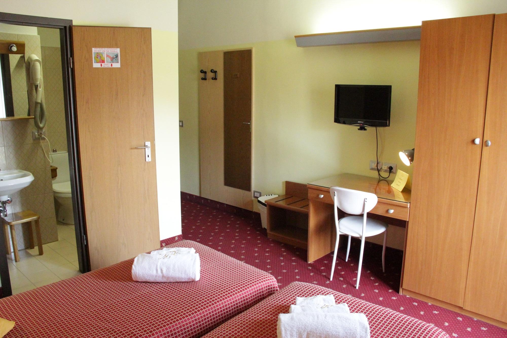 Hotel Lugano Milano Esterno foto