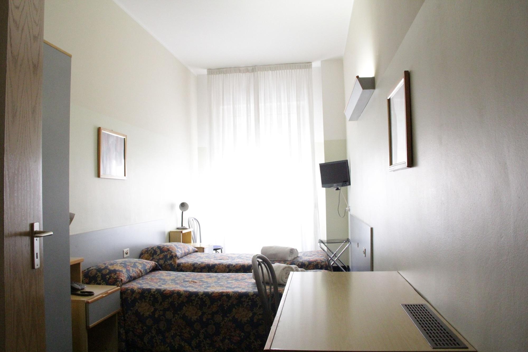 Hotel Lugano Milano Esterno foto