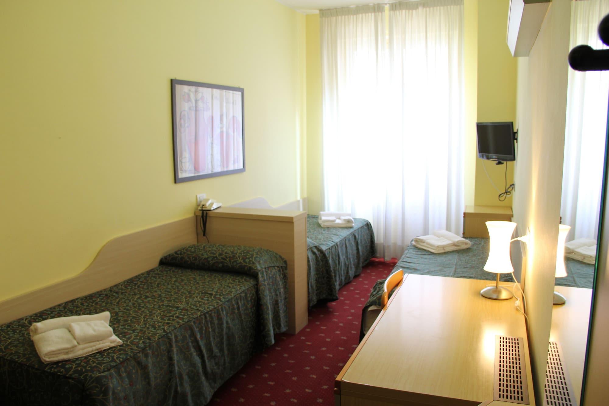 Hotel Lugano Milano Esterno foto