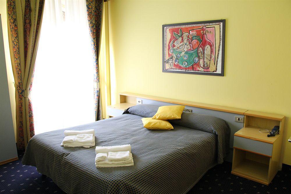 Hotel Lugano Milano Esterno foto