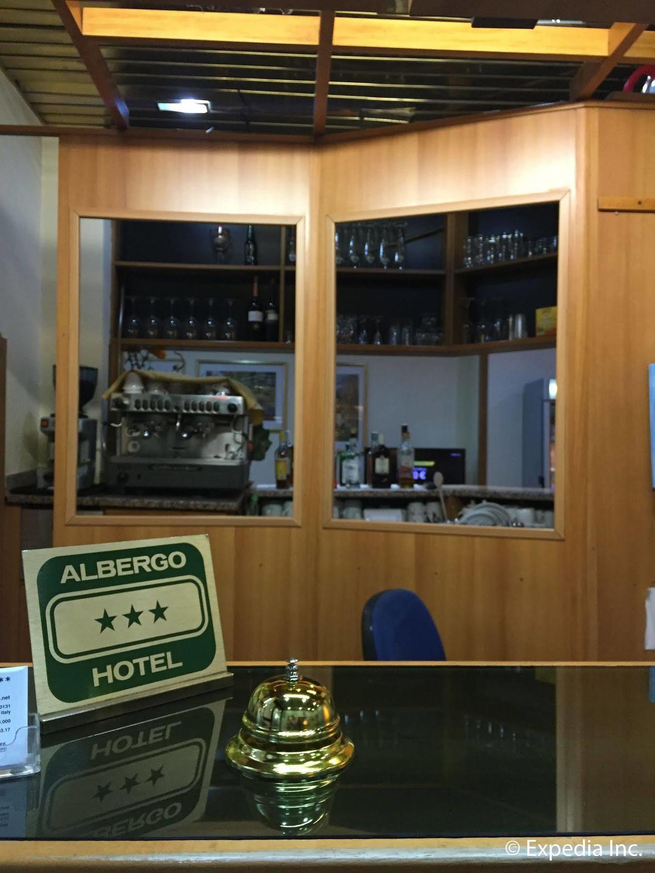Hotel Lugano Milano Esterno foto